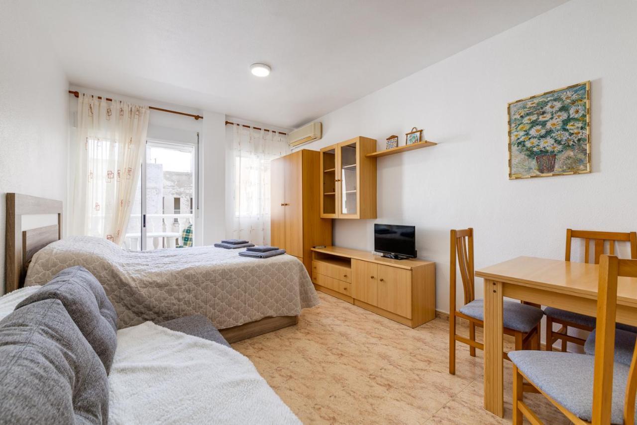 Studio Caballero De Rodas Torrevieja Extérieur photo